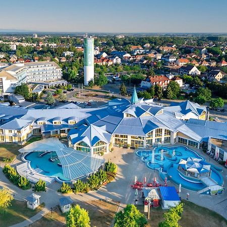 Park Inn By Radisson Sarvar Resort & Spa المظهر الخارجي الصورة