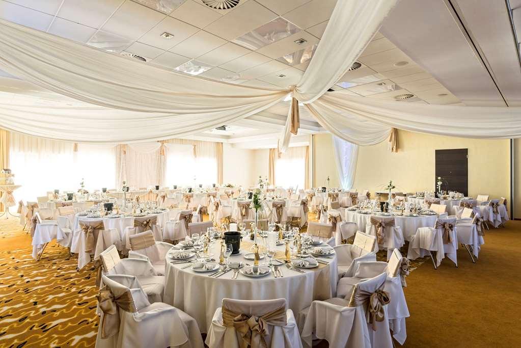 Park Inn By Radisson Sarvar Resort & Spa المرافق الصورة