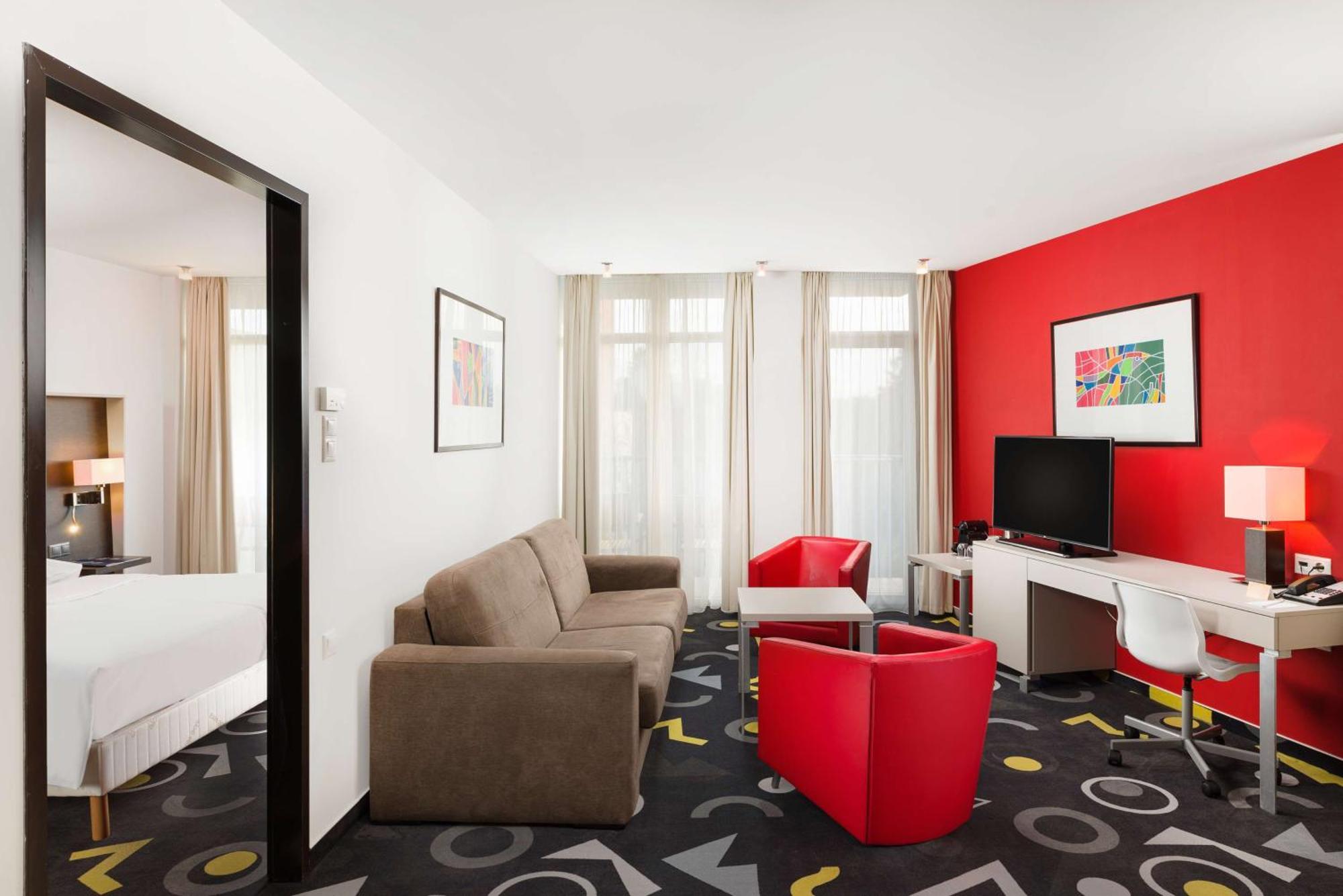 Park Inn By Radisson Sarvar Resort & Spa المظهر الخارجي الصورة