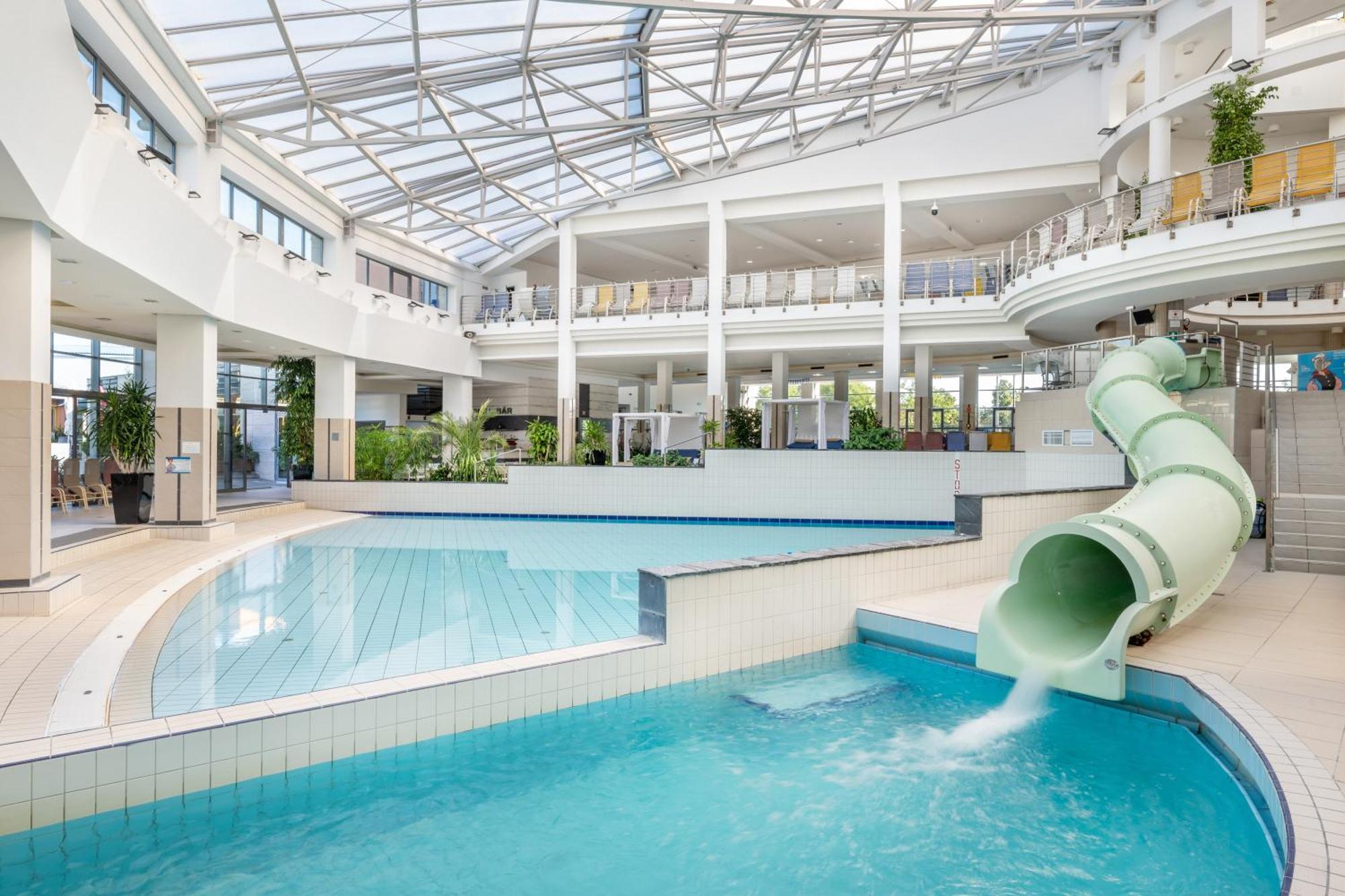Park Inn By Radisson Sarvar Resort & Spa المظهر الخارجي الصورة