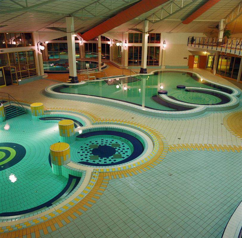 Park Inn By Radisson Sarvar Resort & Spa المرافق الصورة